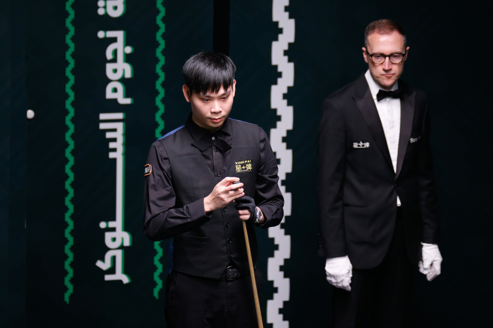 他还担任零, 贝尔回忆说, 执掌争夺冠