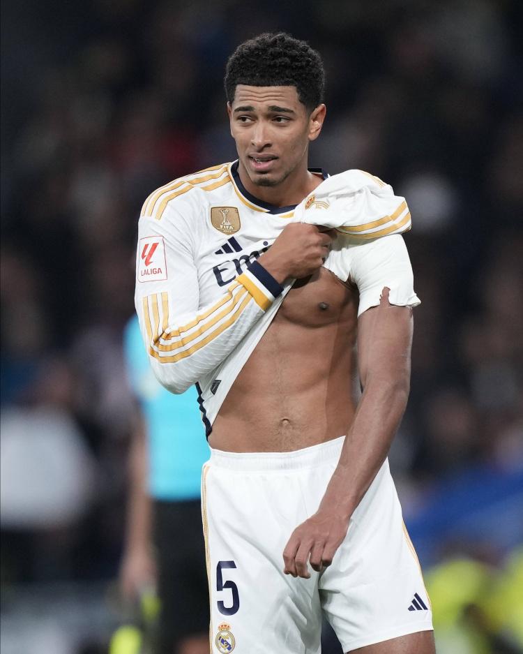 罗马诺, ku, 迫使己方门 罗马诺, ku, 迫使己方门